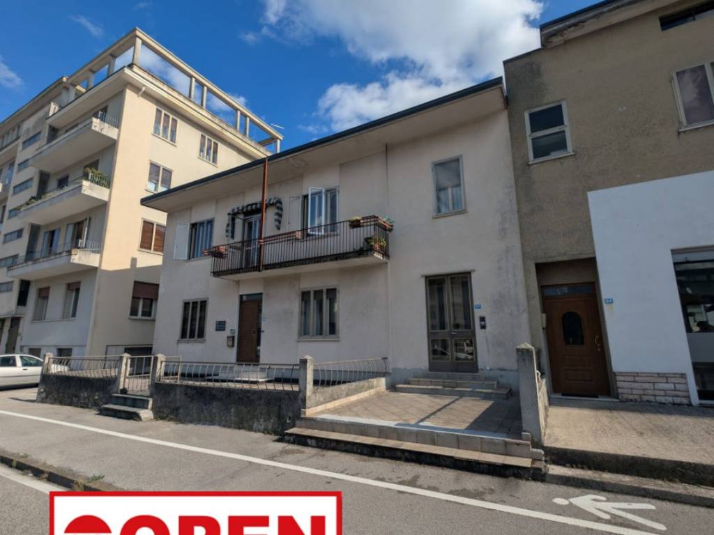 casa indipendente in vendita a Schio