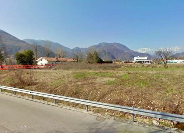 terreno edificabile in vendita a Schio