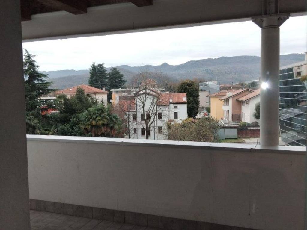 appartamento in vendita a Schio