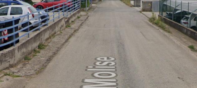 locale commerciale in vendita a Schio in zona Vegri