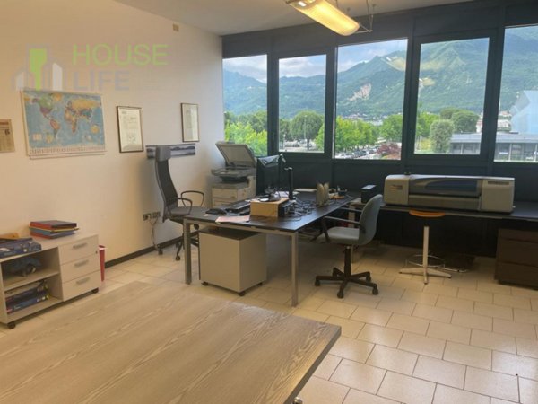 ufficio in vendita a Schio