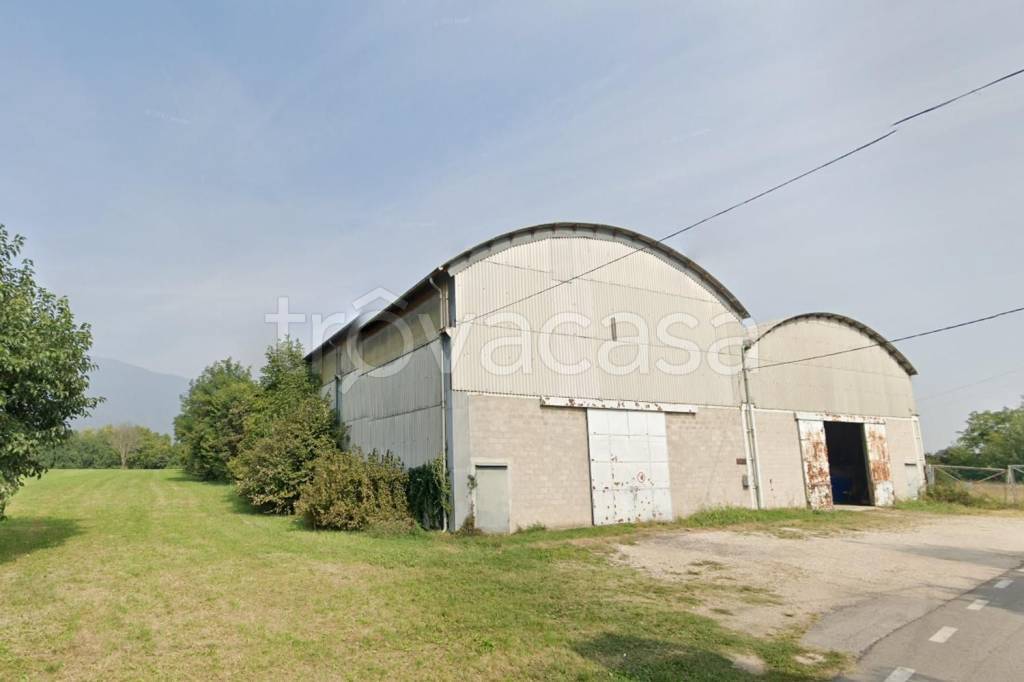 capannone in vendita a Schio