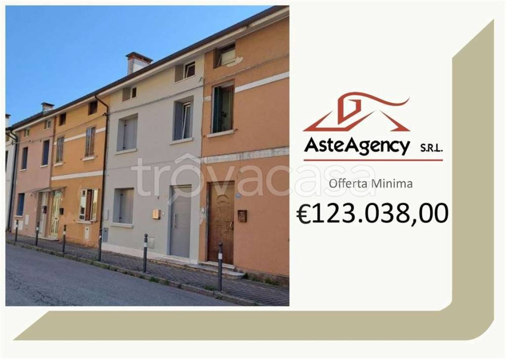 casa indipendente in vendita a Schio