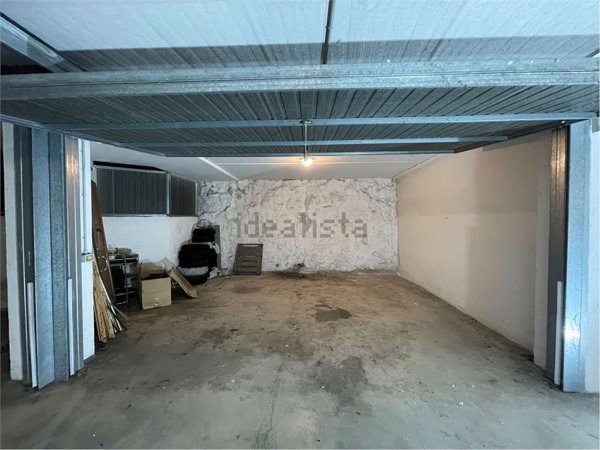 locale di sgombero in vendita a Schio