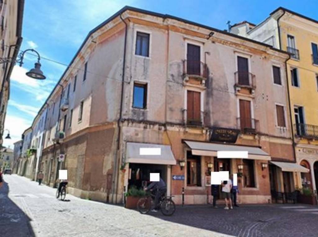 appartamento in vendita a Schio