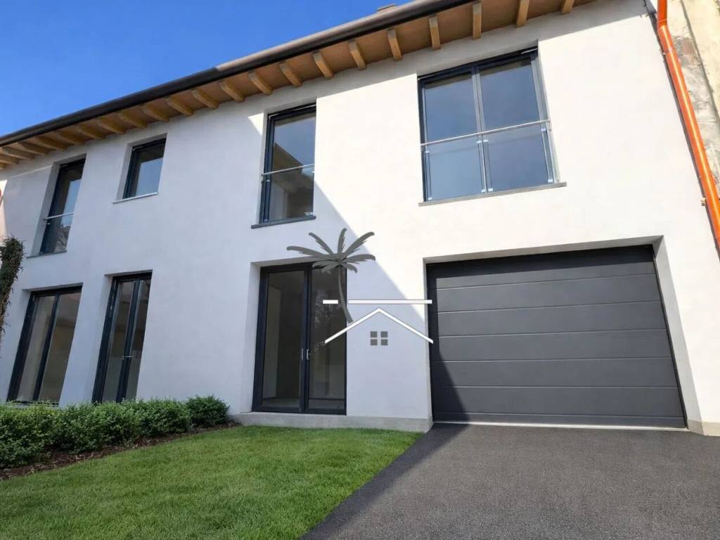 casa indipendente in vendita a Schio in zona Giavenale