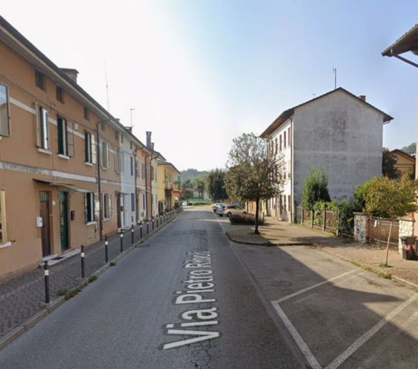 casa indipendente in vendita a Schio