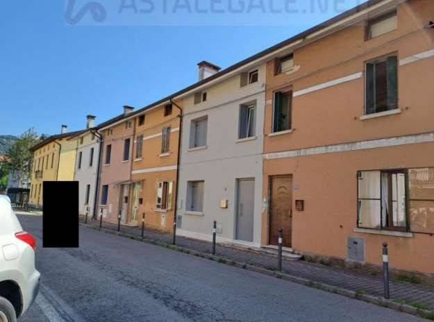 appartamento in vendita a Schio