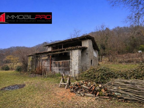 casa indipendente in vendita a Schio in zona Monte Magrè