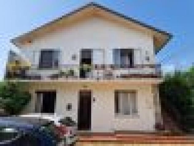 casa indipendente in vendita a Schio