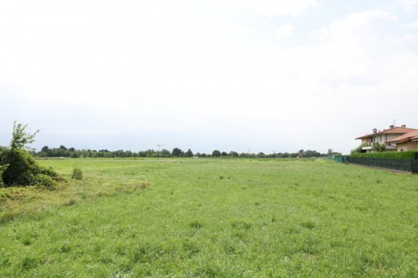 terreno edificabile in vendita a Schio