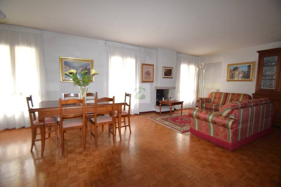 appartamento in vendita a Schio