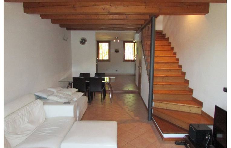 casa indipendente in vendita a Schio