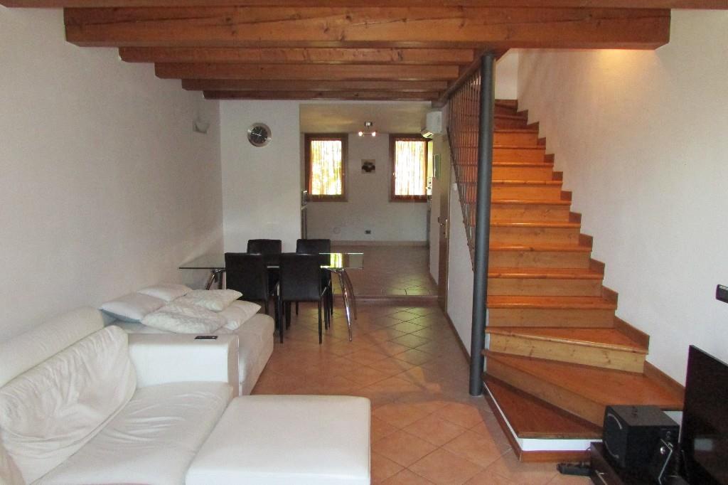 casa indipendente in vendita a Schio