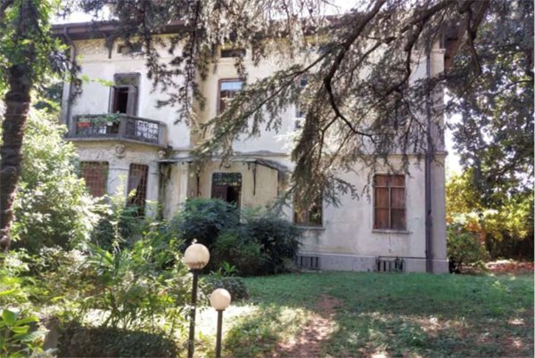 appartamento in vendita a Schio in zona Magrè