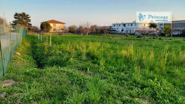 terreno edificabile in vendita a Schio in zona Santa Croce