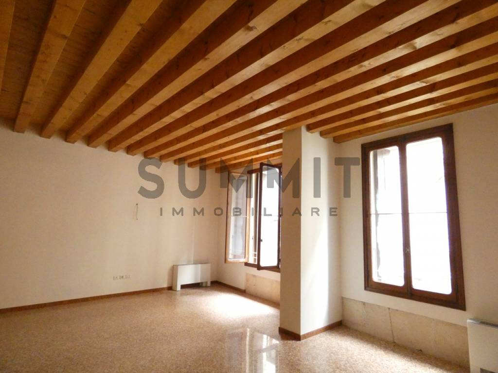 appartamento in vendita a Schio