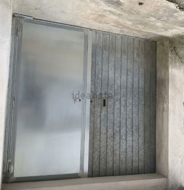 locale di sgombero in vendita a Schio