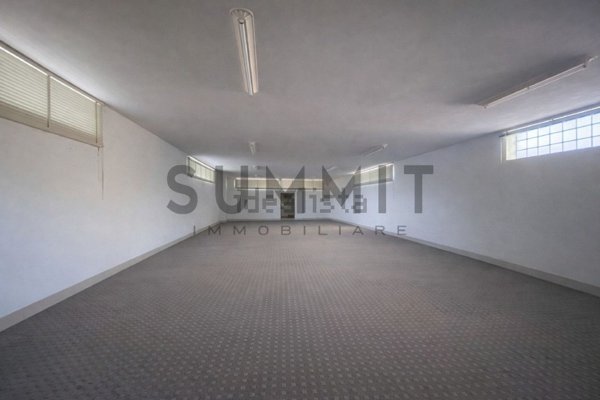 locale di sgombero in vendita a Schio