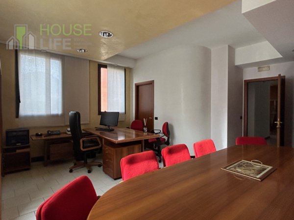 ufficio in vendita a Schio