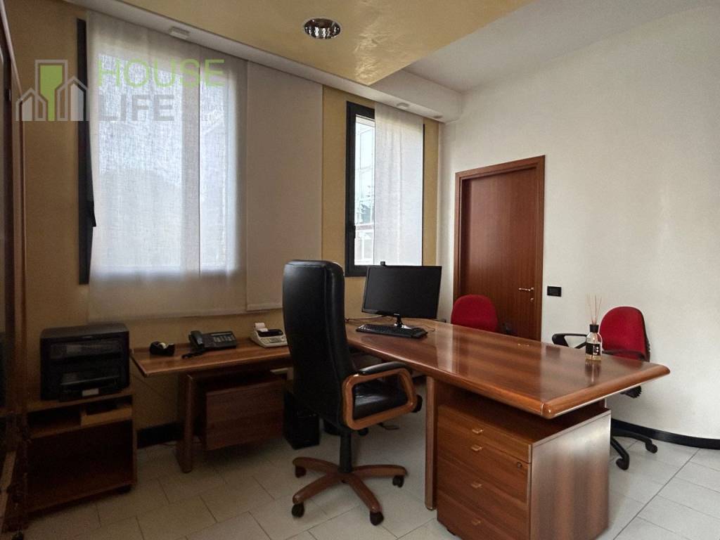 ufficio in vendita a Schio