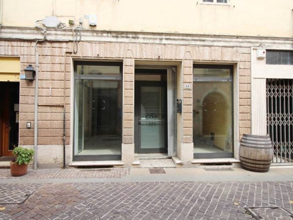 negozio in vendita a Schio