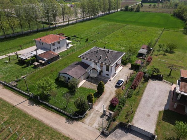casa indipendente in vendita a Schio in zona Giavenale