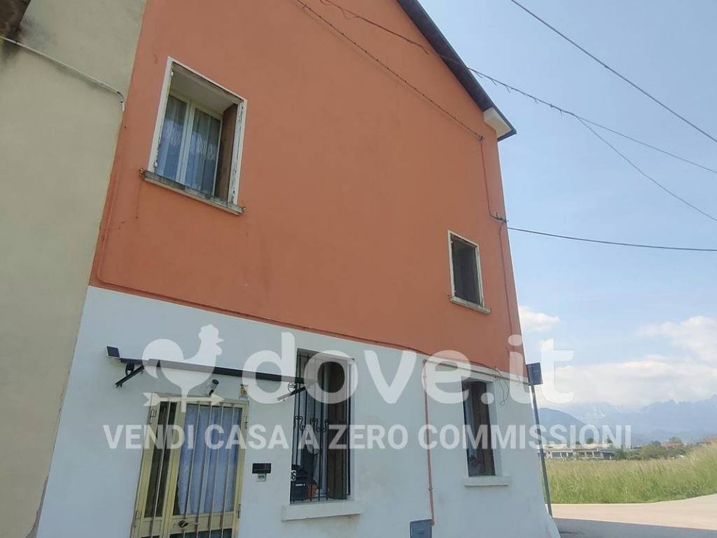 casa indipendente in vendita a Schio