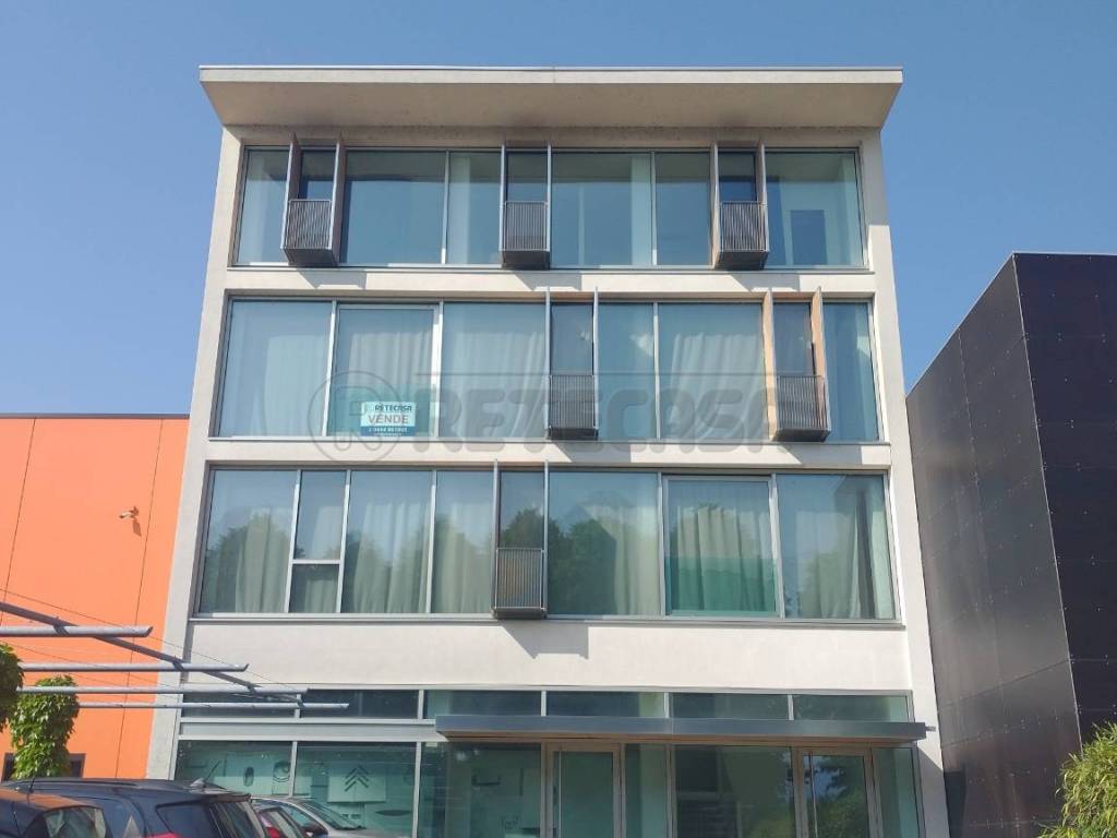 intera palazzina in vendita a Schio