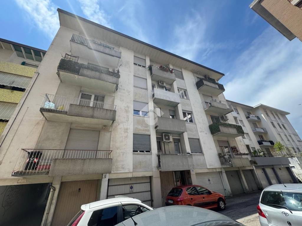 appartamento in vendita a Schio