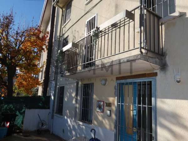 casa indipendente in vendita a Schio