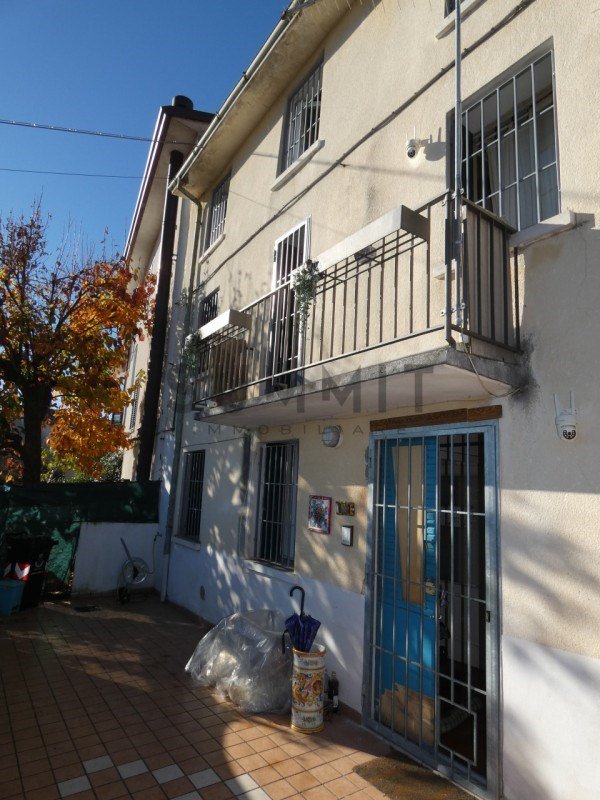 casa indipendente in vendita a Schio