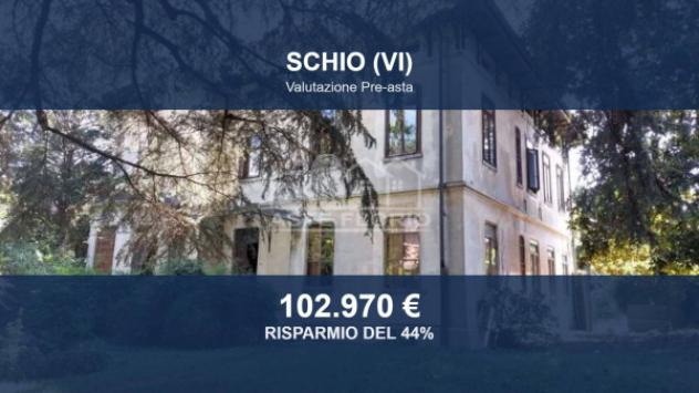 appartamento in vendita a Schio in zona Magrè