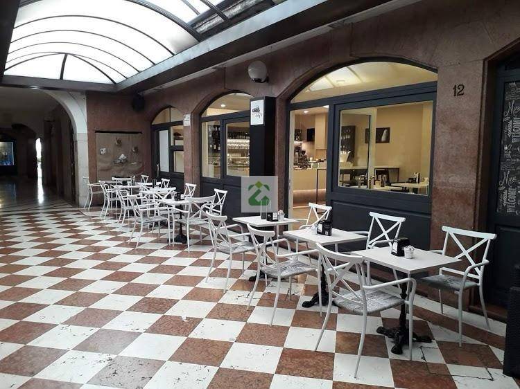 locale commerciale in vendita a Schio