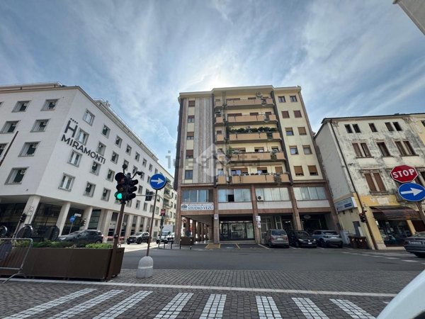 appartamento in vendita a Schio