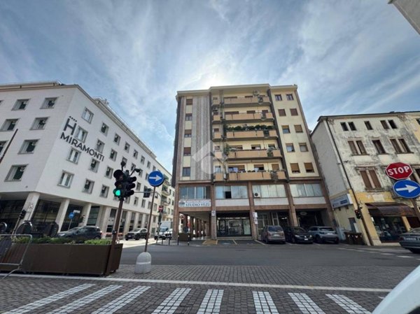 appartamento in vendita a Schio