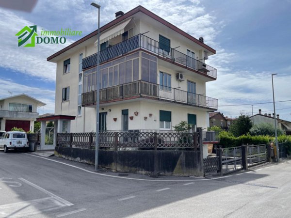 appartamento in vendita a Schio