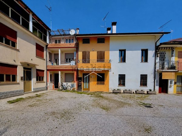 casa indipendente in vendita a Schio