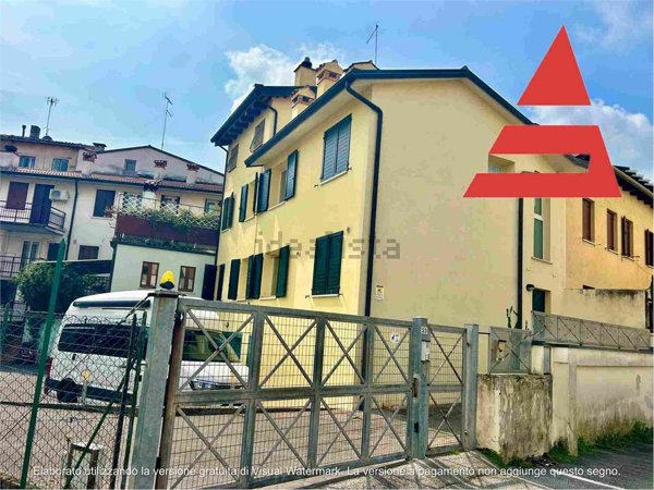 appartamento in vendita a Schio in zona Monte Magrè