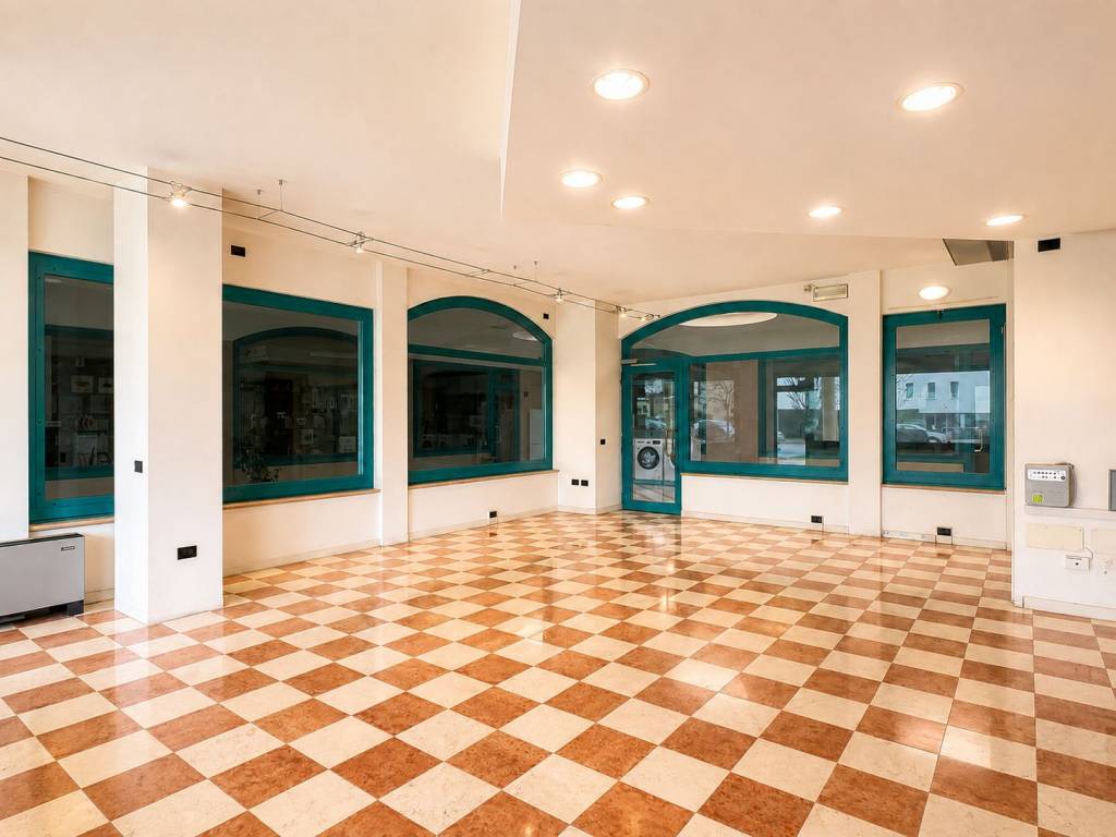 negozio in vendita a Schio
