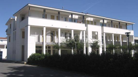 negozio in vendita a Schio in zona Magrè