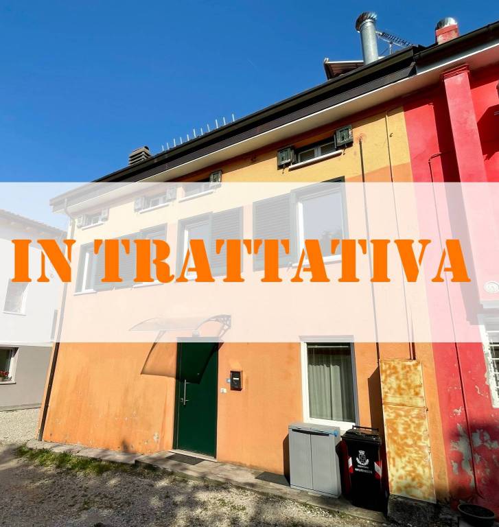 casa indipendente in vendita a Schio