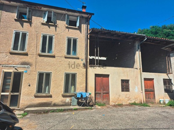 appartamento in vendita a Schio in zona Poleo