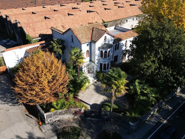 casa indipendente in vendita a Schio in zona Monte Magrè