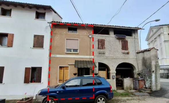 appartamento in vendita a Schio in zona Tretto