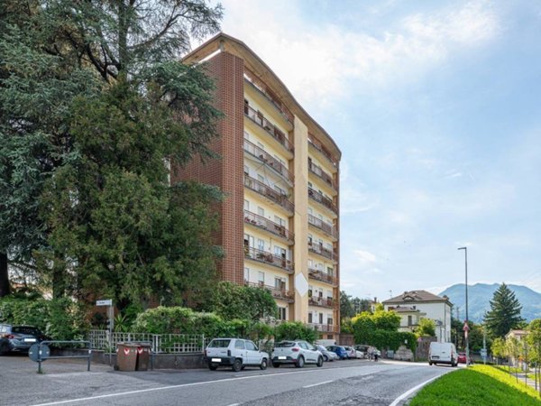 appartamento in vendita a Schio in zona Magrè