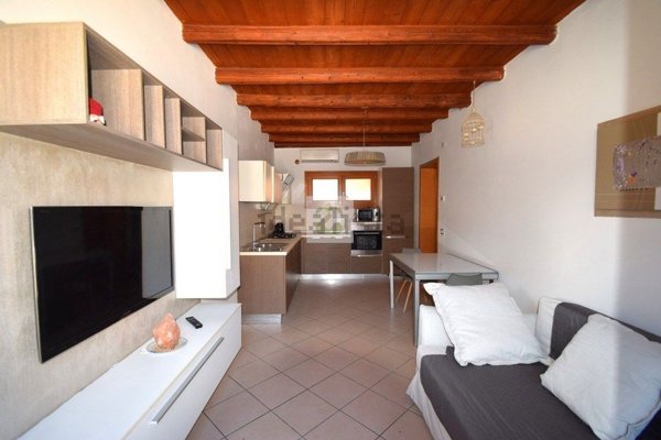 appartamento in vendita a Schio in zona Magrè