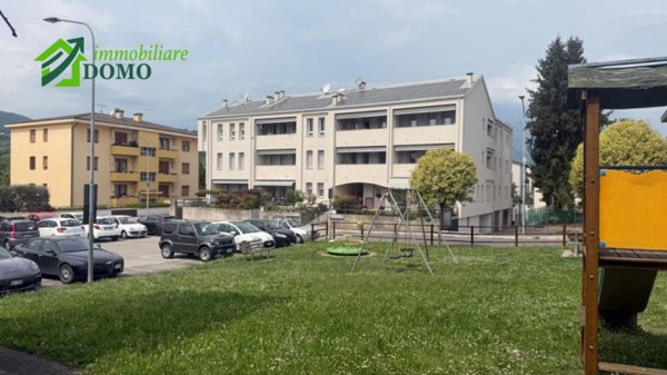 appartamento in vendita a Schio in zona Magrè