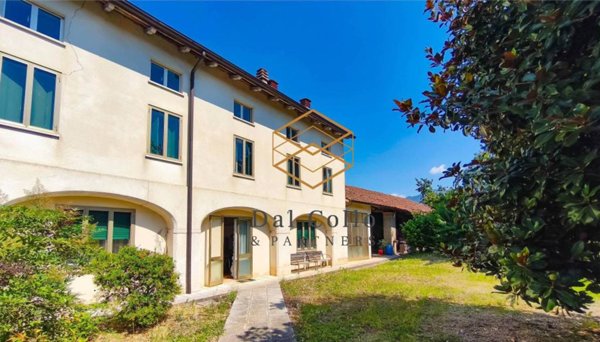 casa indipendente in vendita a Schio in zona Magrè