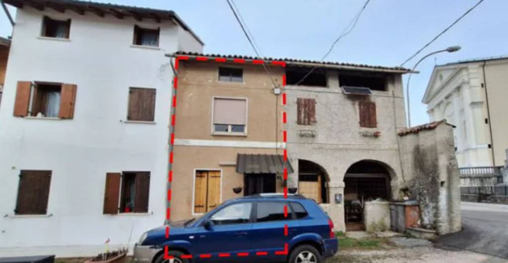 appartamento in vendita a Schio in zona Tretto